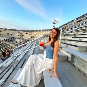 Meet your Posher, Megan